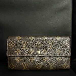 LV Sarah Wallet